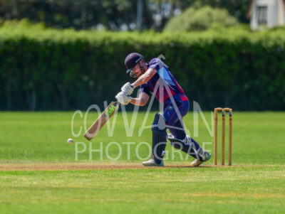 North Shore Cricket Club v Suburbs New Lynn at Devonport Domain