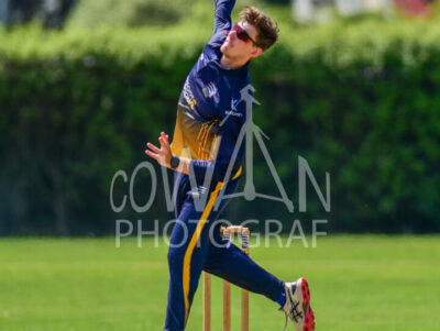 North Shore Cricket Club v Suburbs New Lynn at Devonport Domain