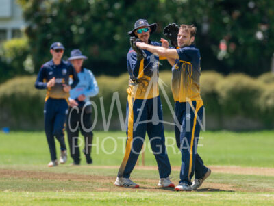 North Shore Cricket Club v Suburbs New Lynn at Devonport Domain