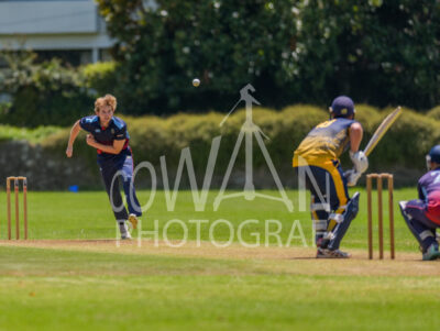 North Shore Cricket Club v Suburbs New Lynn at Devonport Domain