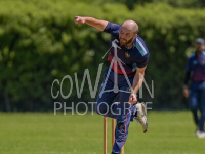 North Shore Cricket Club v Suburbs New Lynn at Devonport Domain