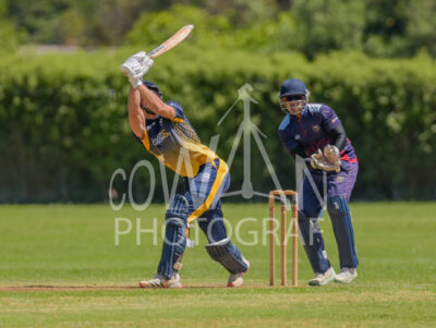 North Shore Cricket Club v Suburbs New Lynn at Devonport Domain